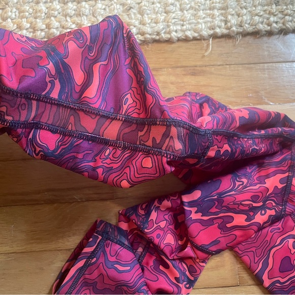 Pink Camo Legendary Leggings - Picture 5 of 5